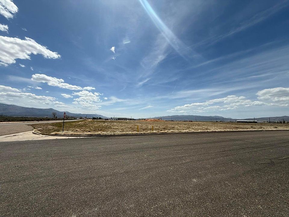 2nd image of 675 N 5300 West Rd