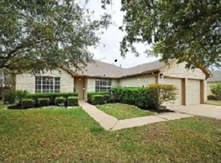 1413 Quicksilver St, Round Rock, TX 78665