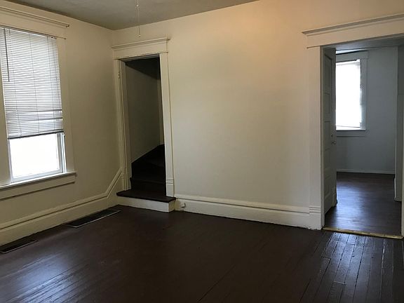 4th image of 371 S Eureka Ave