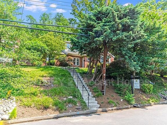 2nd image of 813 31st St S