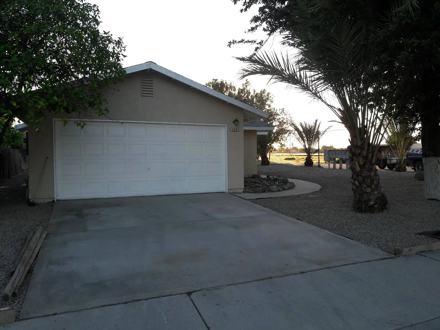 3 bed, 1152 sqft, $4,999 — Photo 2