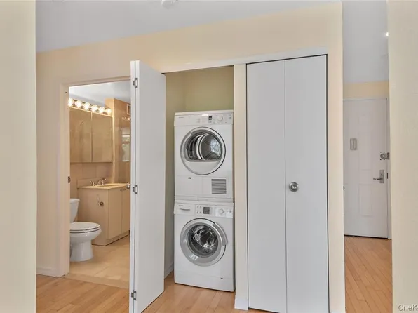 3625 Oxford Avenue image 6 of 12