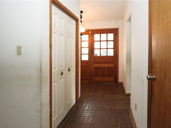 2nd image of 3006 Bardona Cir