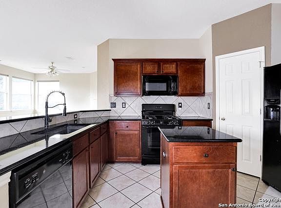 4th image of 734 Lorimor Ct