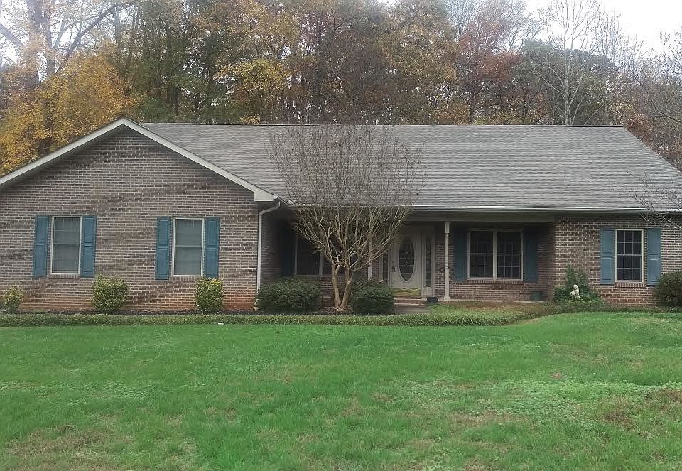 1st image of 306 Mooreland Dr NE