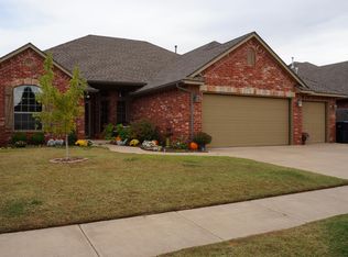 900 Ellsworth Ave, Yukon, OK 73099