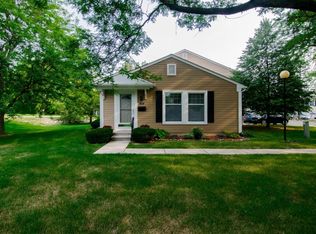 2615 Fenwick Ct, Ann Arbor, MI 48104