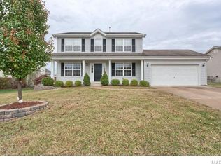 710 Tinsmith Pl, O'Fallon, MO 63366