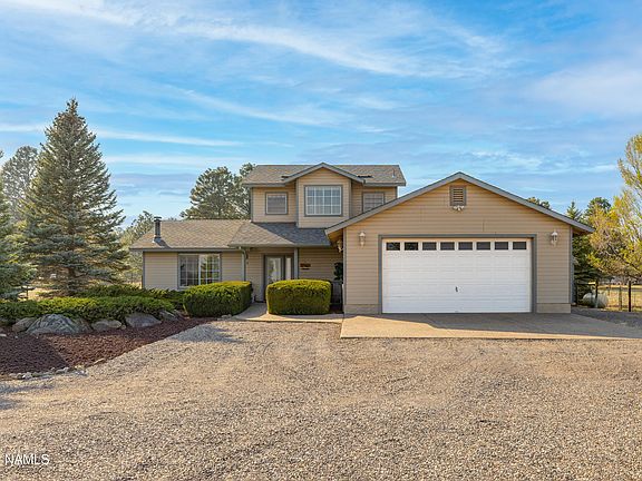 3rd image of 8100 Green Prairie Ln