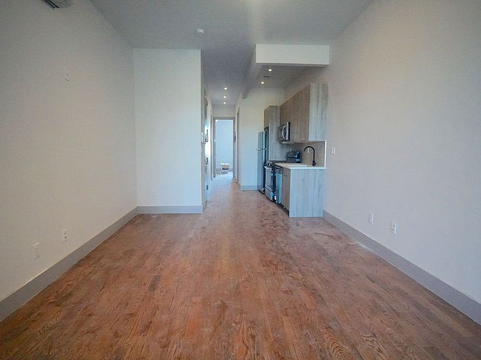 1st image of 274 Chauncey St APT 4