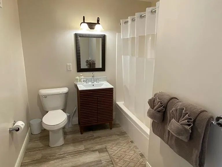 315 River View Dr #1807 — Photo 7
