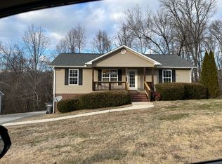 520 Forrest Cove Ln, Cookeville, TN 38501