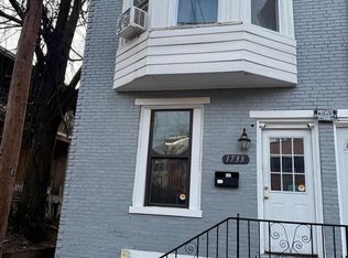 1733 Apricot St, Harrisburg, PA 17103