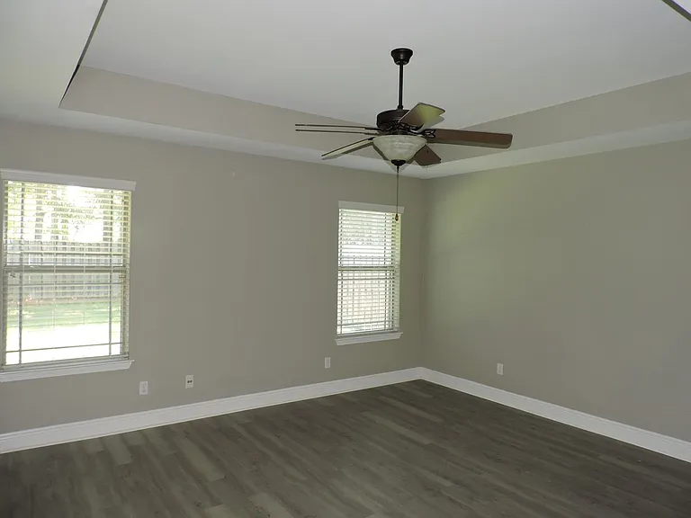 6060 Dunridge Dr — Photo 6