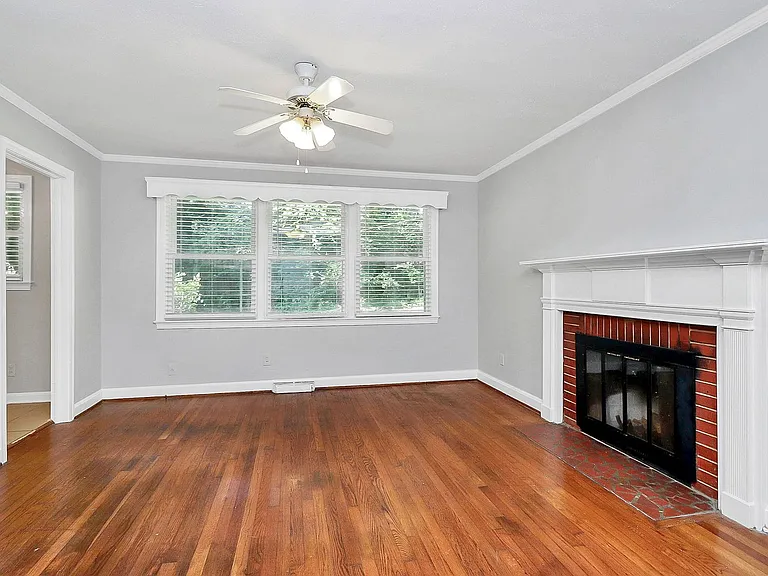 228 Seneca Pl — Photo 8