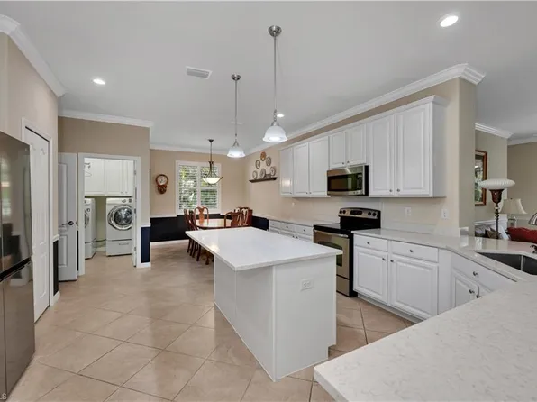 3926 Sapphire WAY, NAPLES, FL 34114