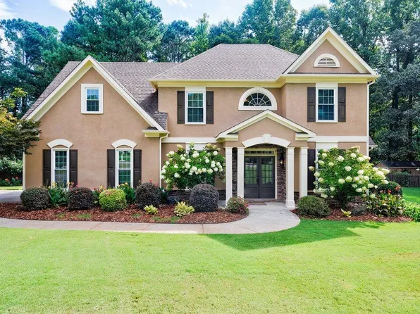 6705 Fox Creek Dr, Cumming, GA 30040