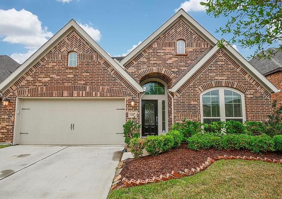 1st image of 4307 Fenetre Forest Ln