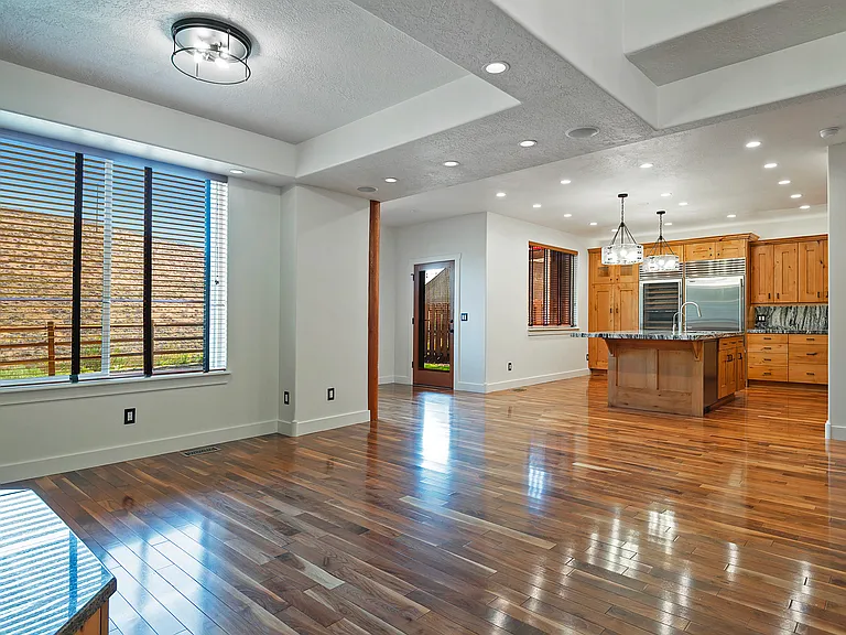 1028 Station Loop Rd — Photo 4