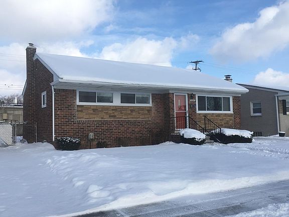 4th image of 31257 Burton St
