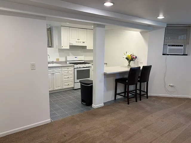3642 N Janssen Ave #1 — Photo 4