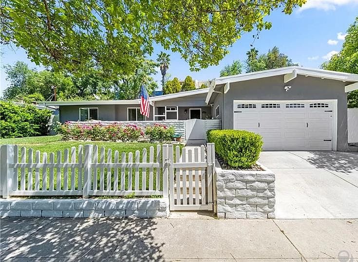 1st image of 4976 Dunman Ave