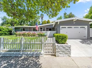 4976 Dunman Ave, Woodland Hills, CA 91364