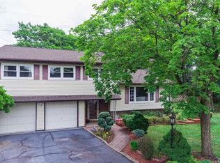 13-73 Finn Ter, Fair Lawn, NJ