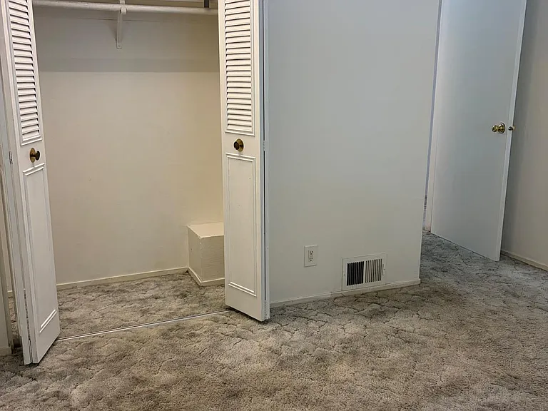 6201 Carlow Dr #2 — Photo 10