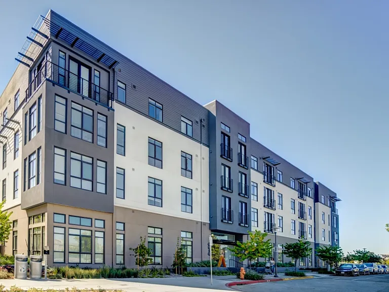 The Apartment Collection at Bay Meadows — Photo 18