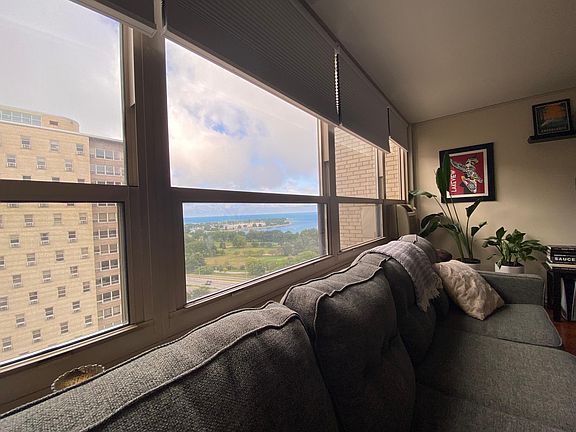 4th image of 3950 N Lake Shore Dr APT 1926