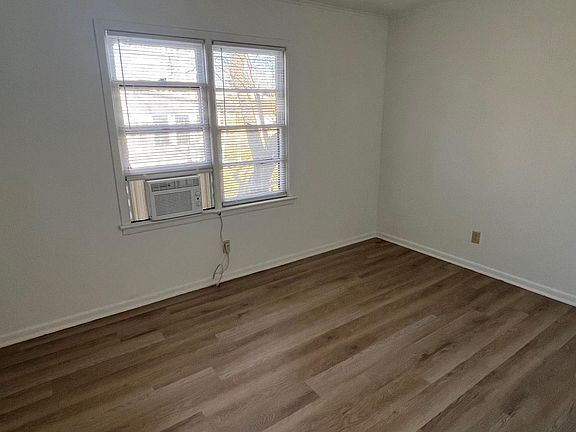 4th image of 816 N 41st St #816
