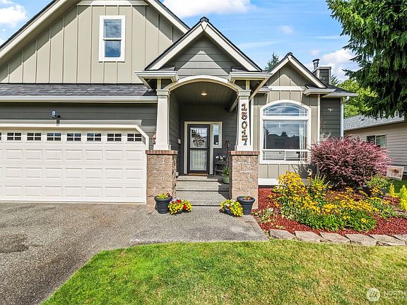 3rd image of 15017 148th Avenue Ct E