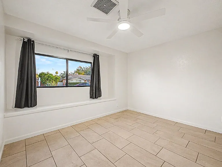 8436 E Cambridge Ave — Photo 20