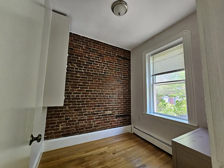 61 Phillips St #3 — Photo 8