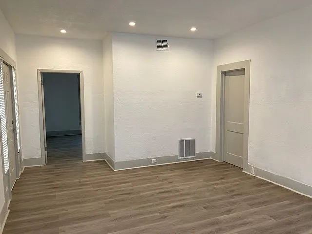 735 Avenue A SW #C — Photo 11