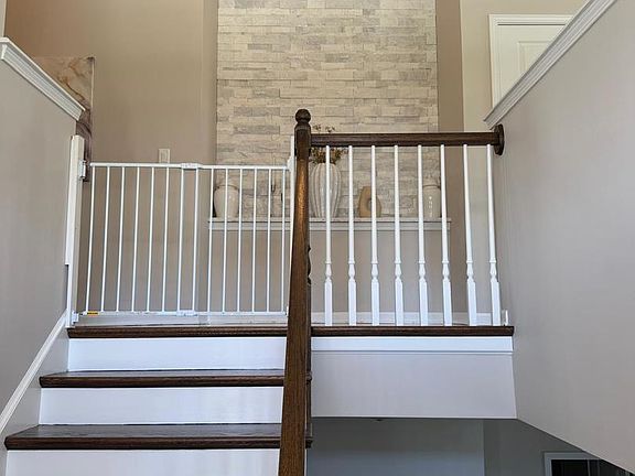 3rd image of 10646 Gabrielle Ln