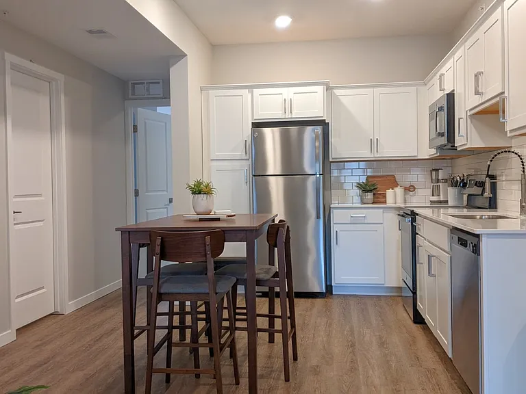 4324 Pine Forest Blvd NE #8 — Photo 9