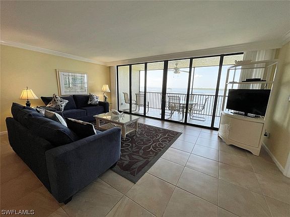 4th image of 17080 Harbour Point Dr #413
