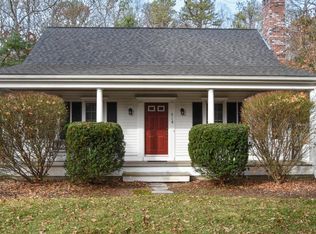 318 Old Mill Rd, Barnstable, MA 02630