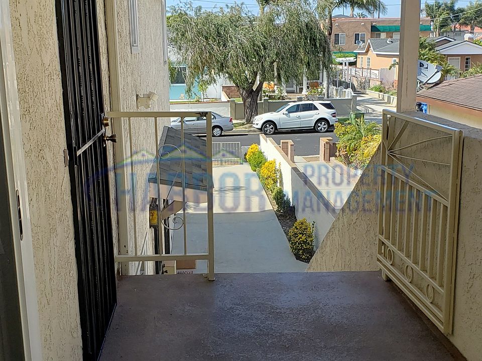 1st image of 1067 W 26th St #3