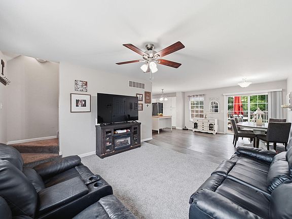 5th image of 7966 Village Green Rd