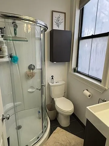 2 Wellington St #5 — Photo 15