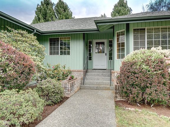 2nd image of 4727 103rd Ave SE