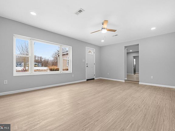 5th image of 3720 Mount Pleasant Rd