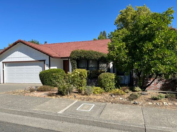243 Alexandria Dr