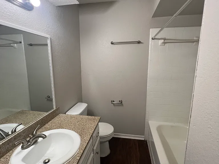 4909 Cinderella Dr — Photo 13