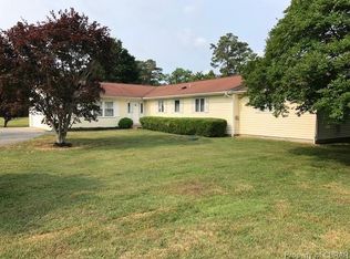 160 Bells Creek Ln, Kilmarnock, VA 22482