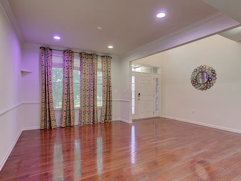 43185 Tandridge Way — Photo 5