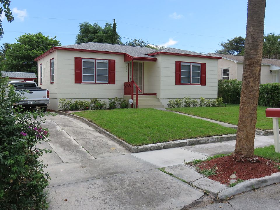 1st image of 923 34th St